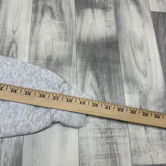 ✅VTG Mickey Minnie Mouse Pluto Goofy Donald Daffy Christmas Sweatshirt M *STAIN - Picture 10 of 13